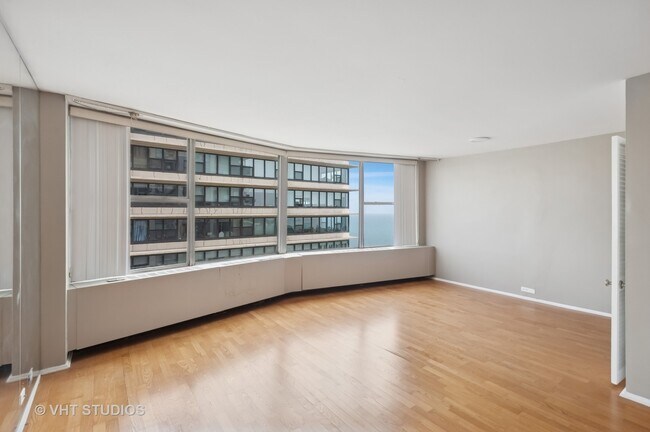 Foto del edificio - 5757 N Sheridan Rd