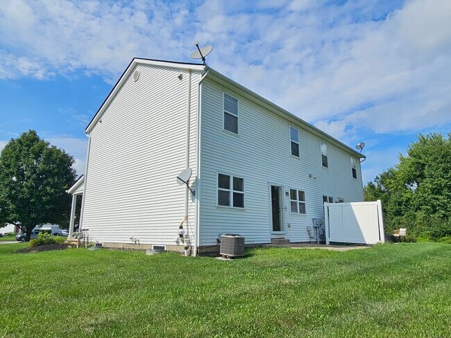 Back - 138 Wagnalls Ct