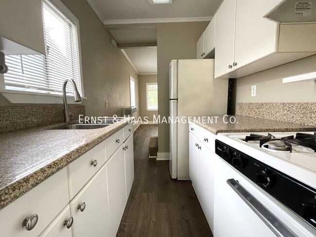 Foto del edificio - 1220 E Appleton St