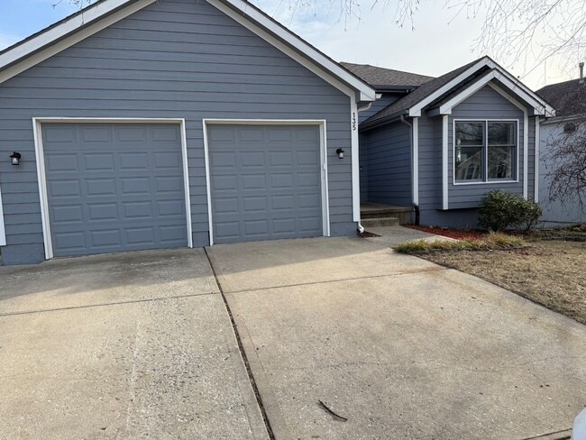 Building Photo - COMING SOON: 5 BED, 3 BATH ONE OF A KIND CUSTOM HOME