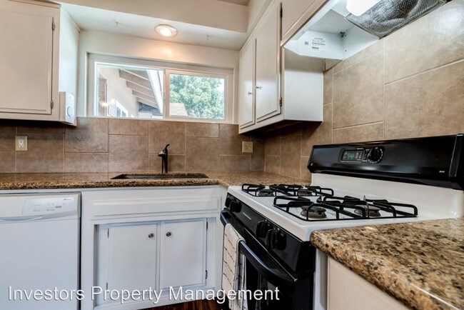 Foto del edificio - 3 br, 2 bath House - 16021 Marlinton Dr.