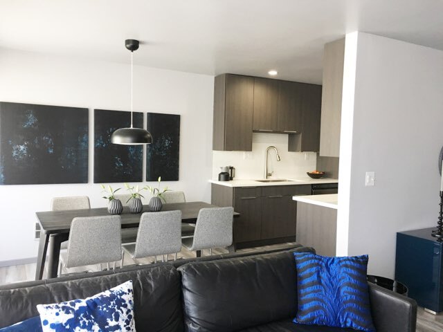 Cocina y mesa de comedor - 5950 Canterbury Dr