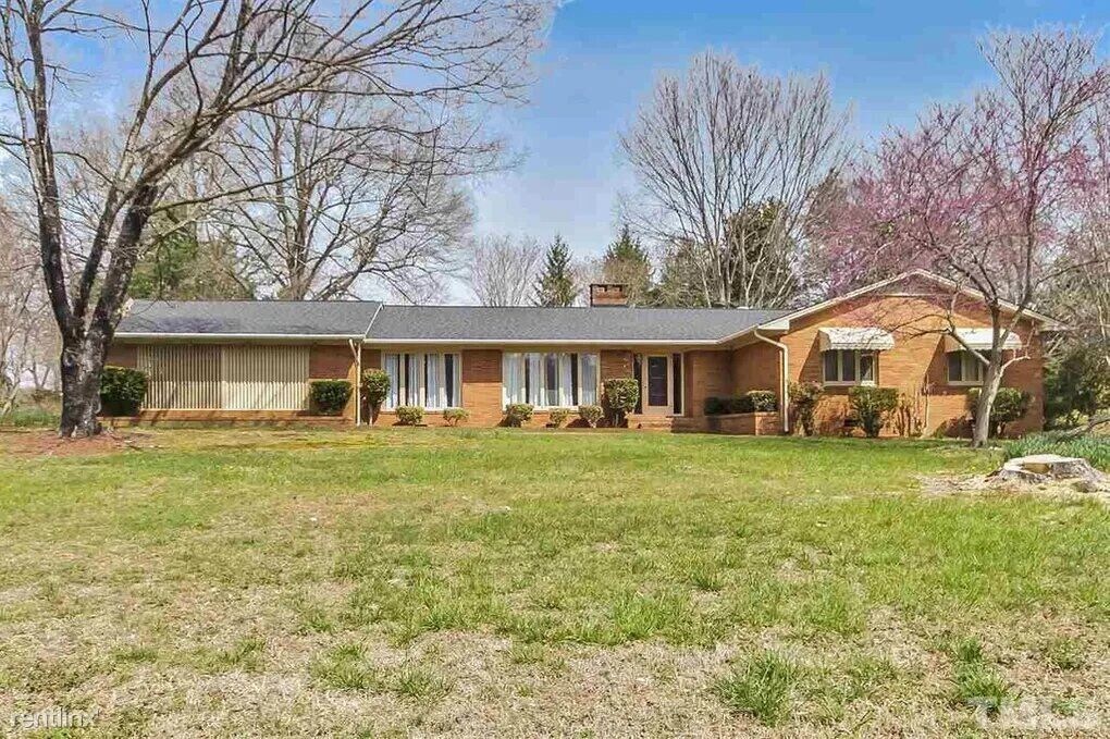 Building Photo - 4 br, 2 bath House - 2298 Lakeview Ter