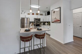 Aventura Clear Creek photo'