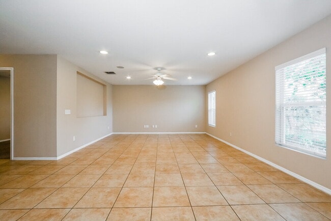 Building Photo - 2643 Breezy Meadow Rd