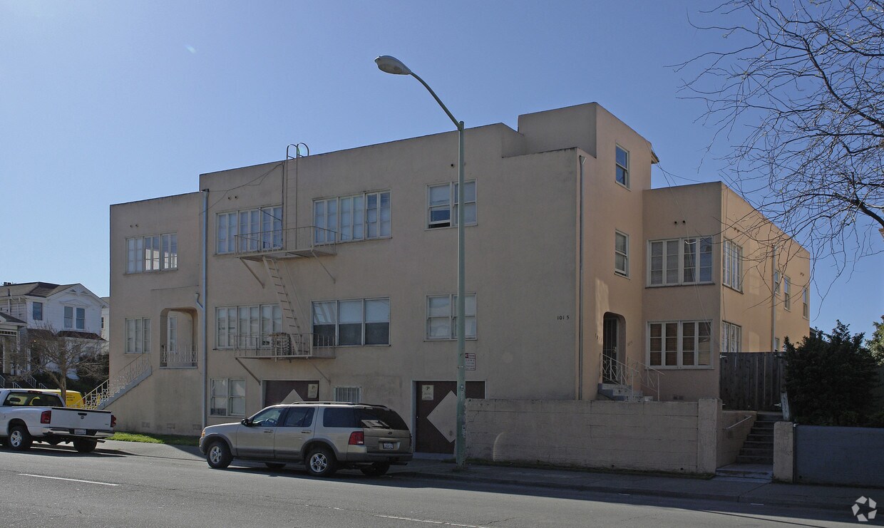 Building Photo - 1729 Filbert St