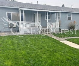 Building Photo - SKYWAY