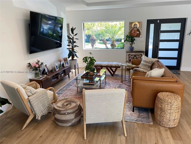 Foto del edificio - 3661 SW 18th Terrace