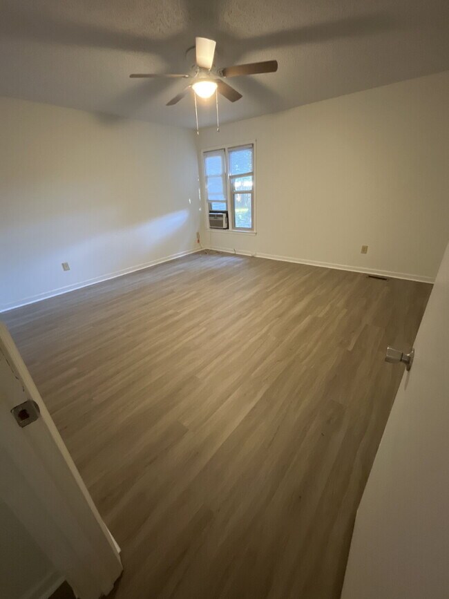 Foto del edificio - Location is Everything! Close to Downtown ...