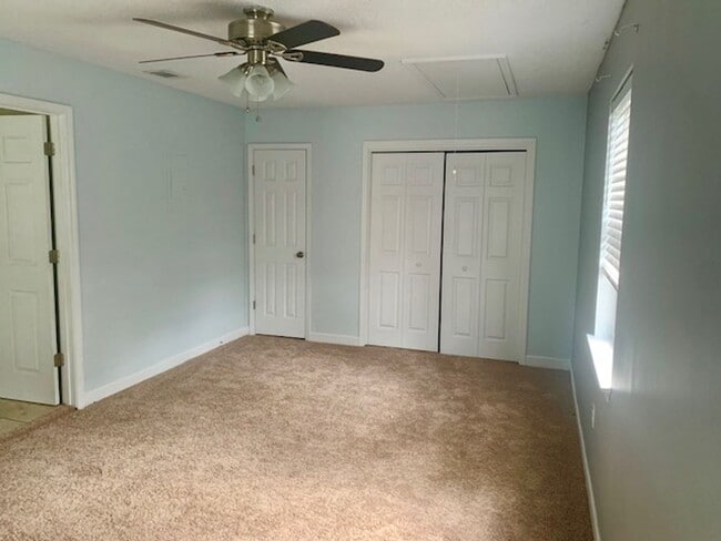 Building Photo - 3 Bd / 2 Bath Home in Pinehurst Subd.