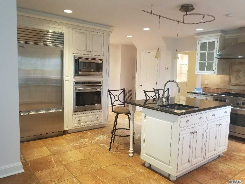 Foto principal - 467 Hempstead Ave