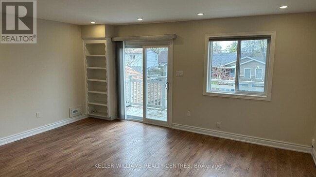 Building Photo - 210 Ways Bay Dr