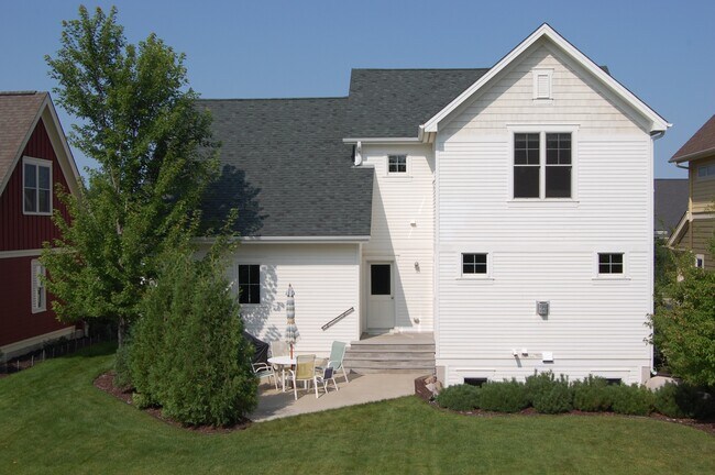 Building Photo - 15822 Drawstone Trail