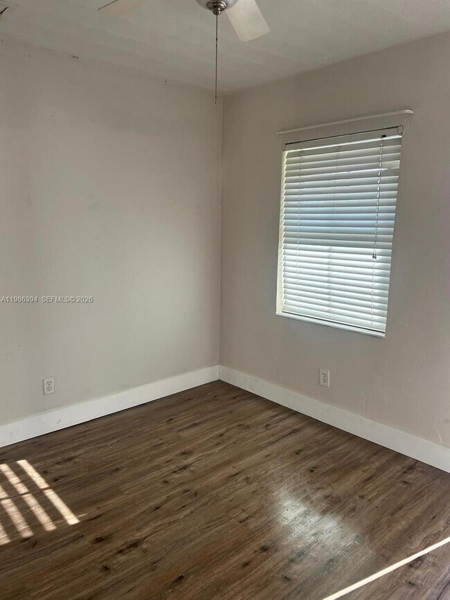 Foto del edificio - 2214 N 25th Ave