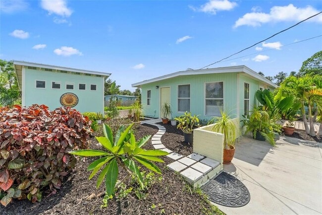 Foto del edificio - 6470 64th Ave N