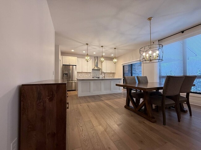 Foto del edificio - Beautiful 4BR/3.5BA Home in Granger – Spacious & Updated!