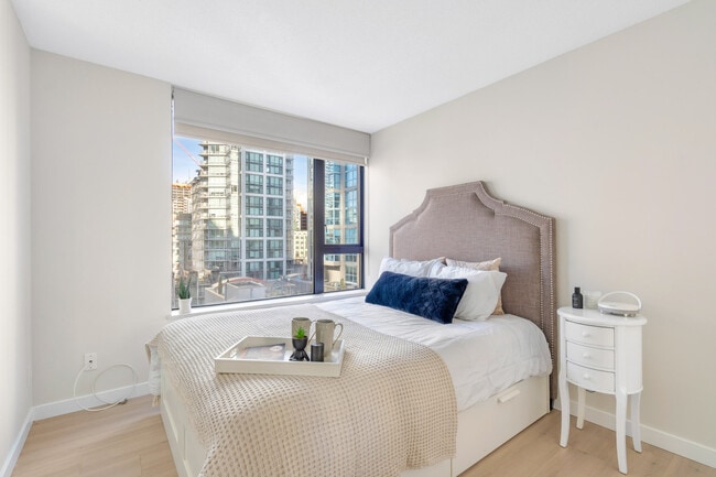 Building Photo - 1295 Richards St