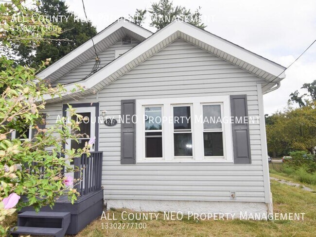 Building Photo - 1247 Grand Blvd