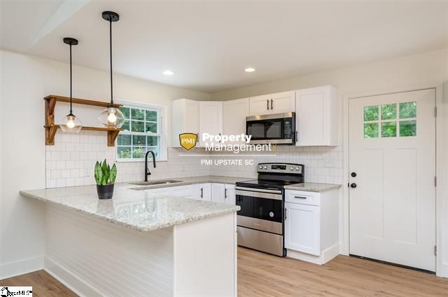 Foto del edificio - Beautiful Remodeled Home
