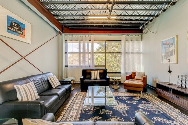 Foto del edificio - 1006 Houston St