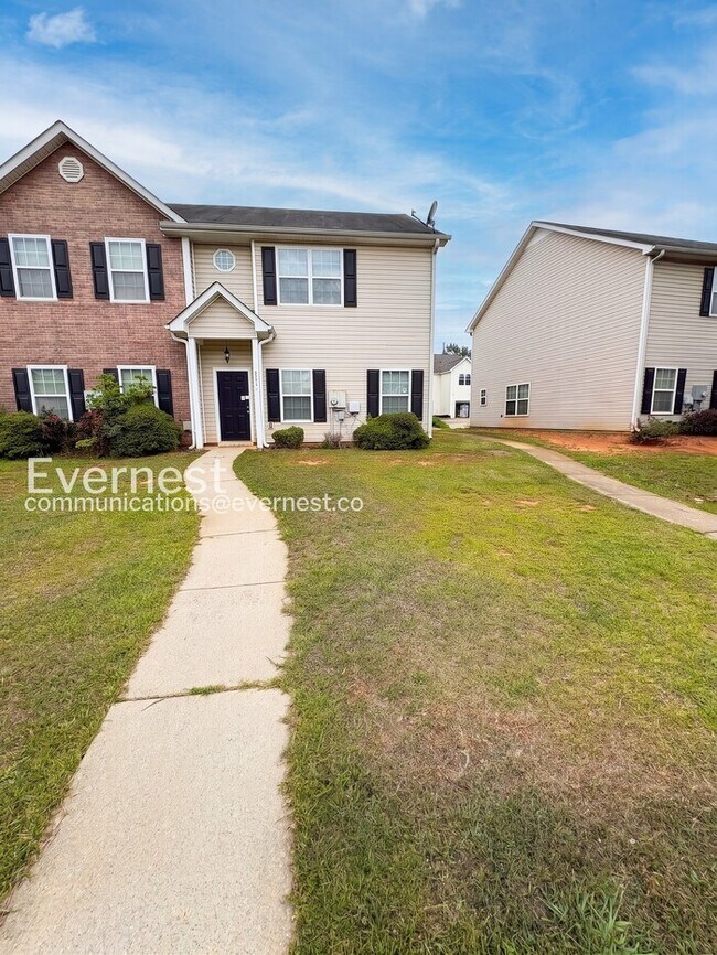 Foto del edificio - 8631 Thomas Ln