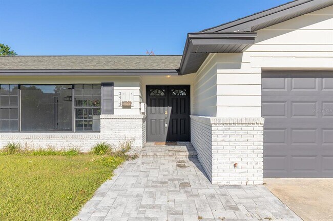 Building Photo - 3413 Bowman Dr