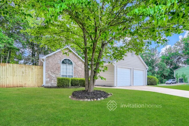 Foto del edificio - 7470 Hunters Ridge Dr