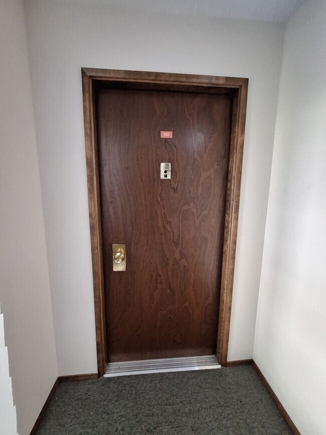 Foto del edificio - 700 E 5th Ave