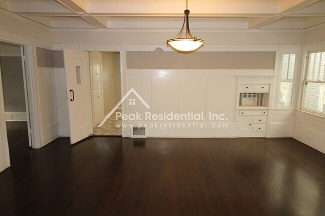 Foto del edificio - 4 br, 2 bath House - 1519 U Street