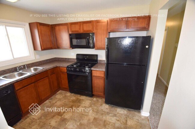 Foto del edificio - 880 Edenwood Dr