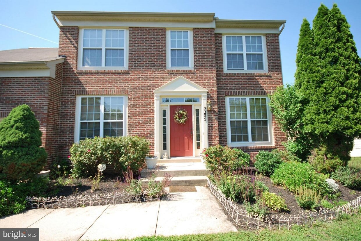 2205 Manor Spring Terrace, Silver Spring, MD 20906 House Rental in