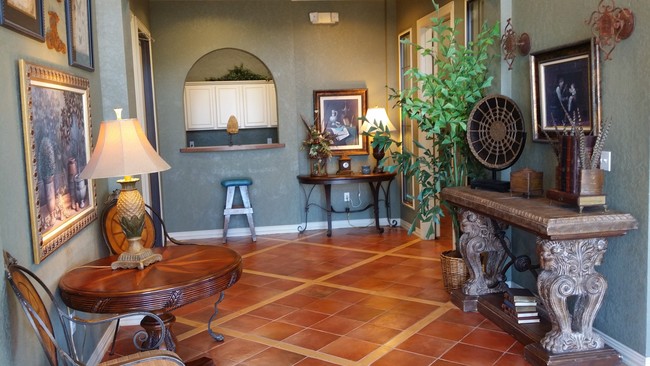 Leasing Office - Amarillo Greentree Village