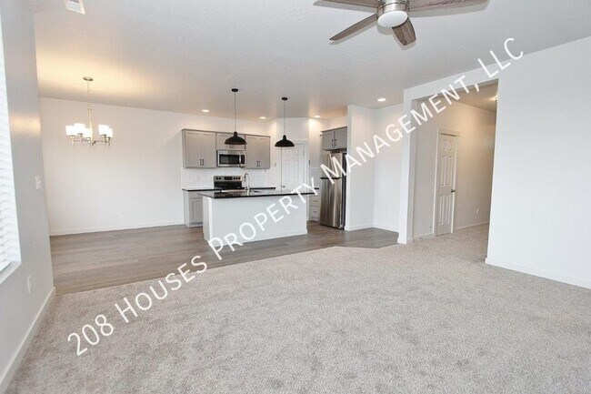 Building Photo - Stunning Single-Level w/Upper Bonus Room Home