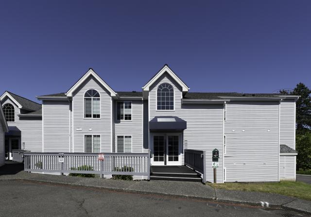 Primary Photo - 2 bedroom in Bellevue WA 98006