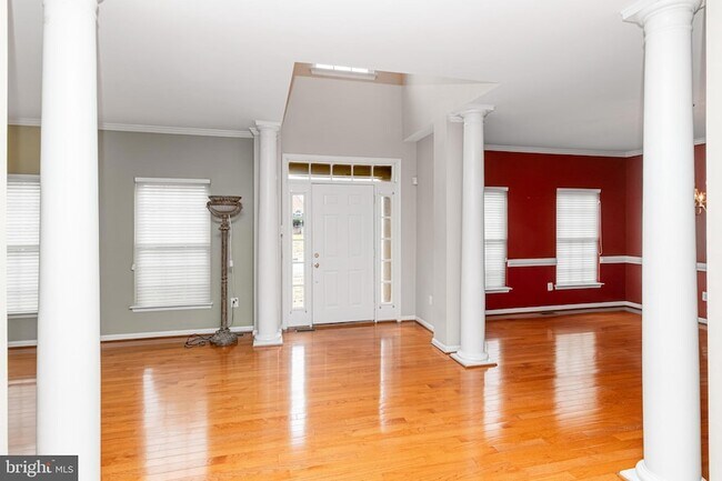 Foto del edificio - 6239 Willowfield Way