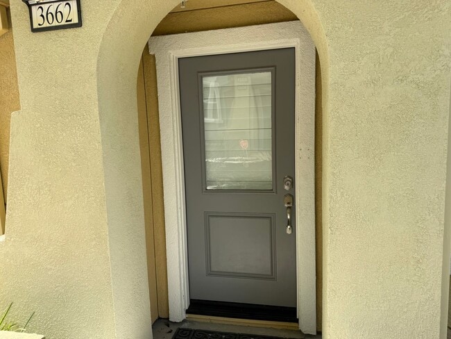 Building Photo - Great Dublin Location