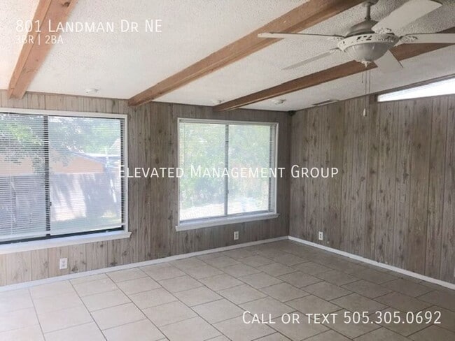 Building Photo - 801 Landman Dr NE