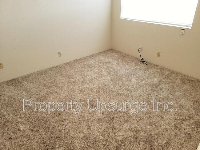 Foto del edificio - 4400 Dogwood Ln