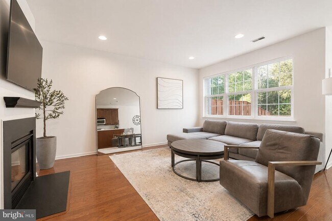 Foto del edificio - 12 Scarlet Oak Dr