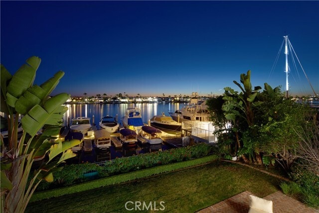Foto del edificio - 2572 Bayshore Dr