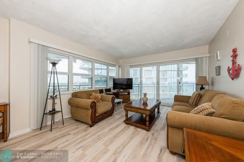 Foto principal - 710 N Ocean Blvd