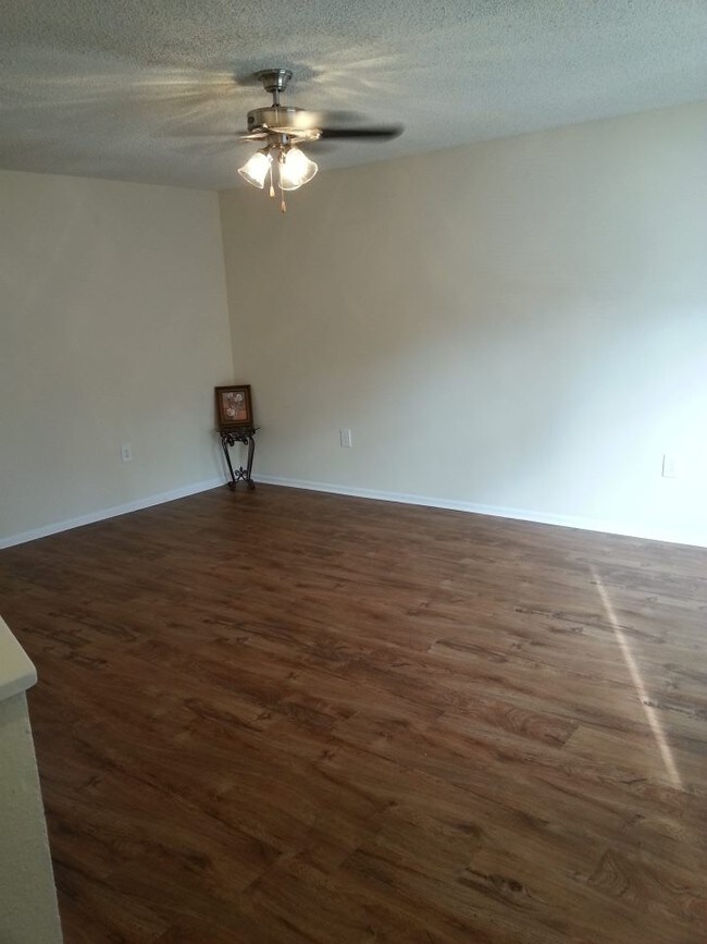 Hillwood Pointe Apartments Jacksonville, FL