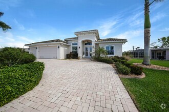 Building Photo - 1010 Mineo Dr