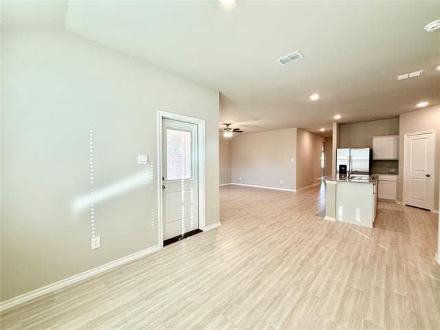 Foto del edificio - 8437 Hollymead Ln