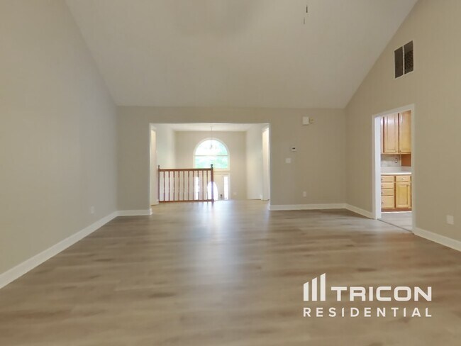 Building Photo - 8870 Mae Court Winston GA