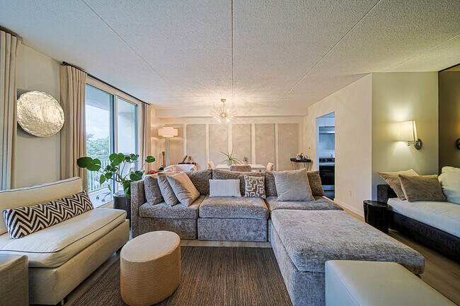 Foto del edificio - 1077 River Rd