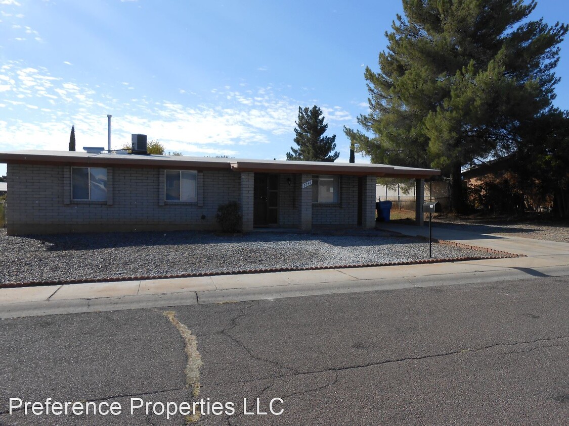 Primary Photo - 3 br, 2 bath House - 3748 Sparrow Drive