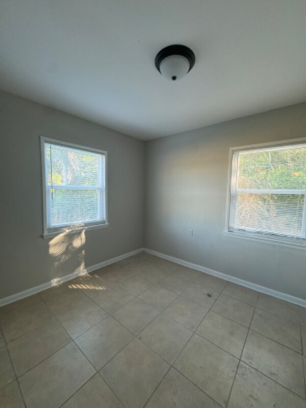 Foto del edificio - 4020 N Scenic Hwy