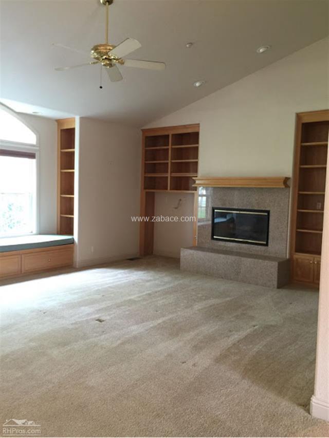 Foto del edificio - 28287 Mace Blvd
