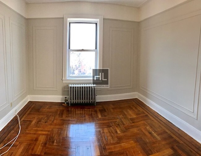 Foto del edificio - SKILLMAN AVENUE